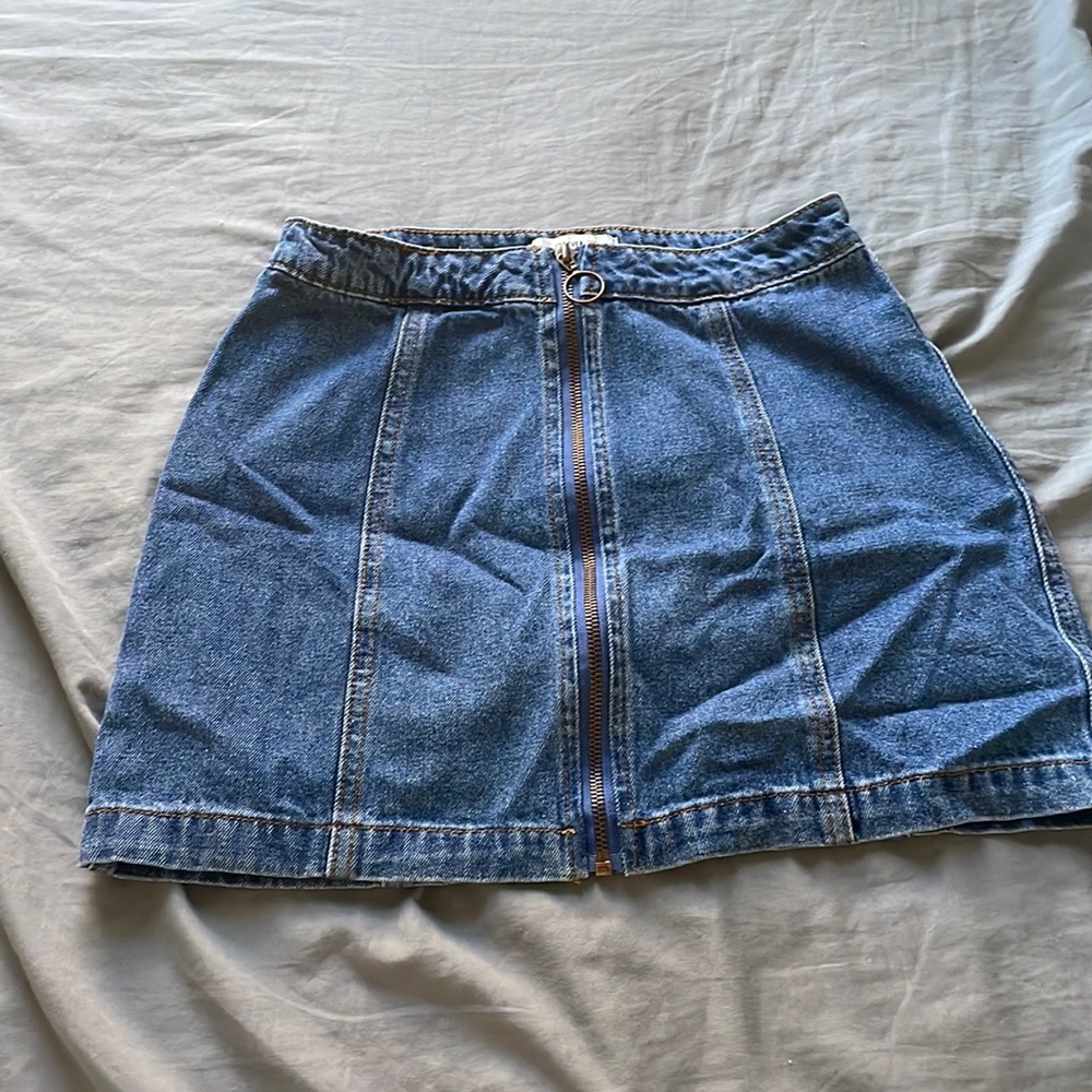 Dark washed skirt